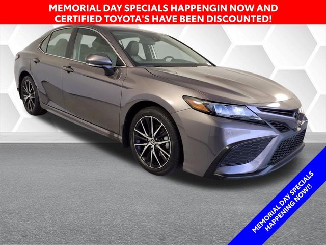 2024 Toyota Camry SE photo