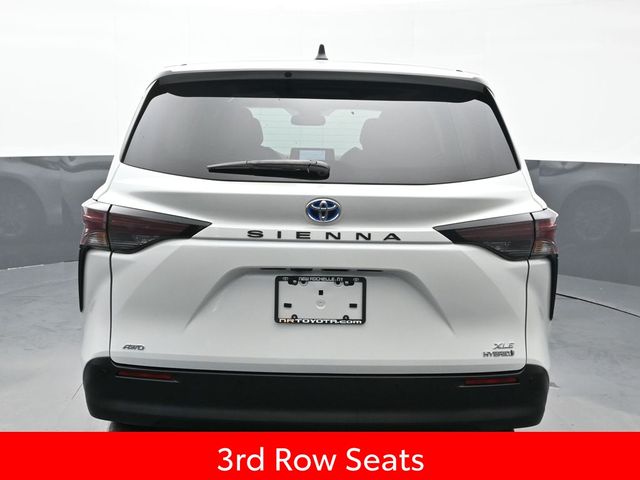 2024 Toyota Sienna XLE 5