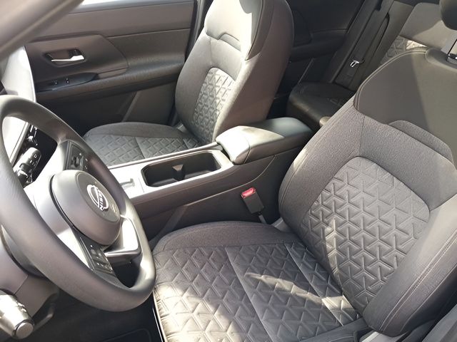 Used 2025 Nissan Kicks SUV