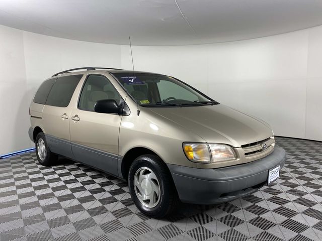 2000 Toyota Sienna Beige - Grieco Acura - Image 1