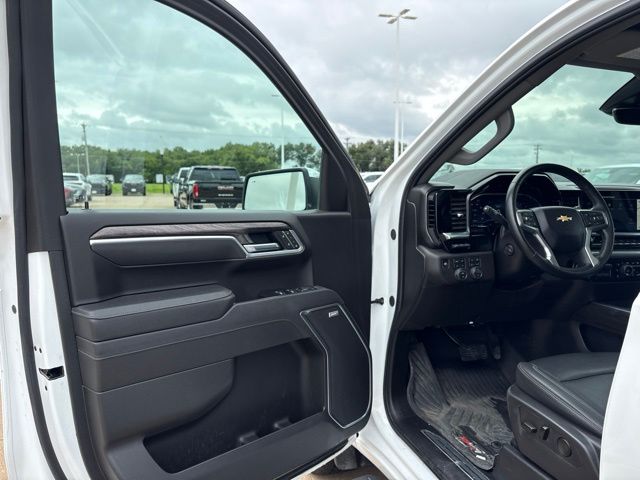 Used 2025 Chevrolet Silverado 1500 Truck