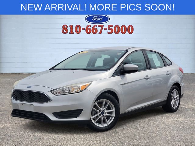 Ingot Silver 2018 Ford Focus SE Sedan Front-Wheel Drive 6-Speed Automatic