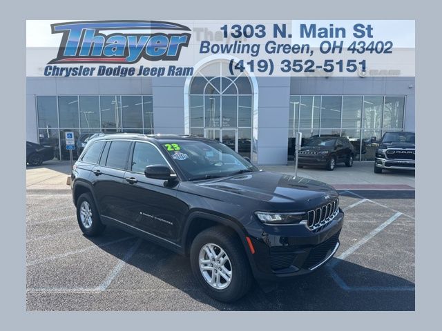 used 2023 Jeep Grand Cherokee Laredo 4D Sport Utility