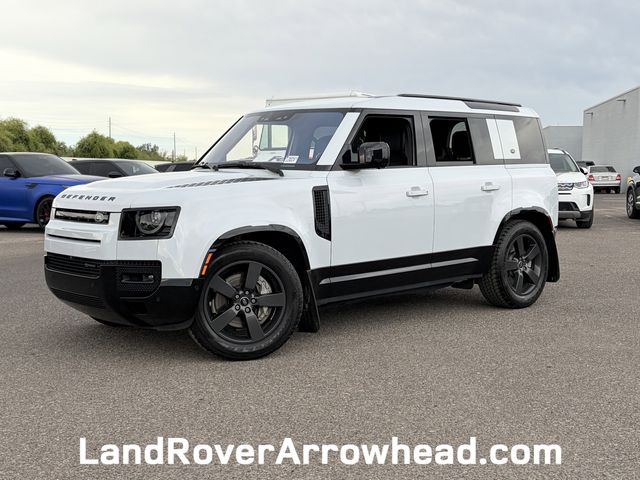 Yulong White Metallic 2022 Land Rover Defender 110 X-Dynamic HSE AWD SUV / Crossover All-Wheel Drive 8-Speed Automatic