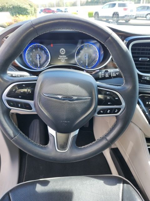 Used 2023 Black Chrysler Limited image 17