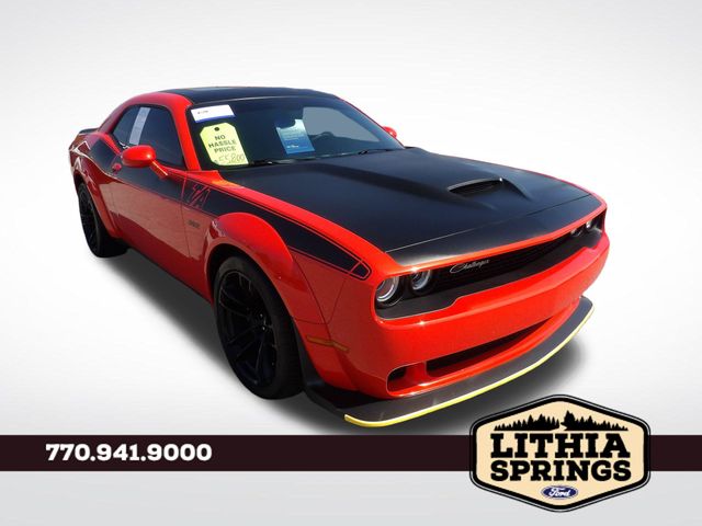 Go Mango! 2023 Dodge Challenger R/T Scat Pack Widebody RWD Coupe Rear-Wheel Drive 6-Speed Manual