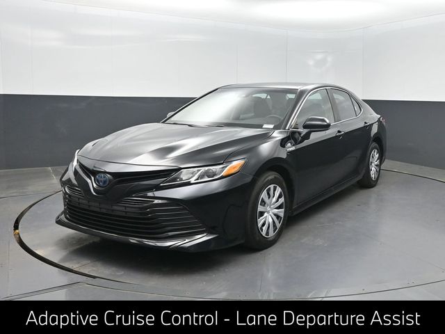 Midnight Black Metallic 2019 Toyota Camry Hybrid Sedan Front-Wheel Drive Continuously Variable Transmission