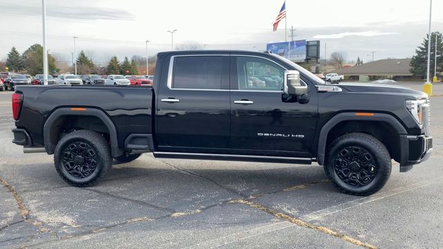 2024 GMC Sierra 3500HD Denali 9