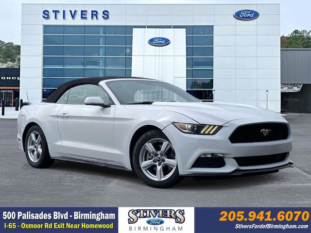 Oxford White 2015 Ford Mustang V6 Convertible RWD Convertible Rear-Wheel Drive 6-Speed Automatic