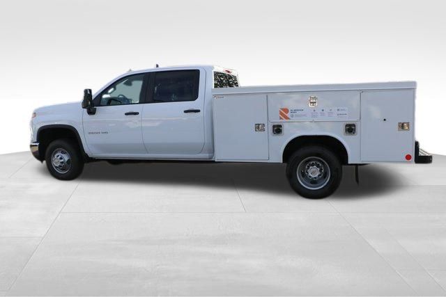 2024 Chevrolet Silverado 3500HD Work Truck 18