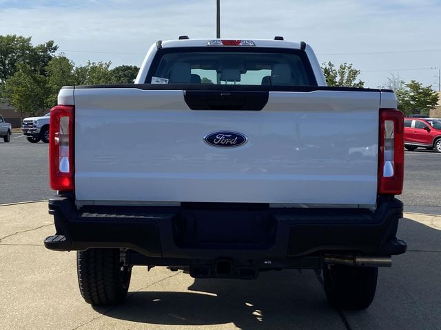 New 2026 White Ford XL image 3