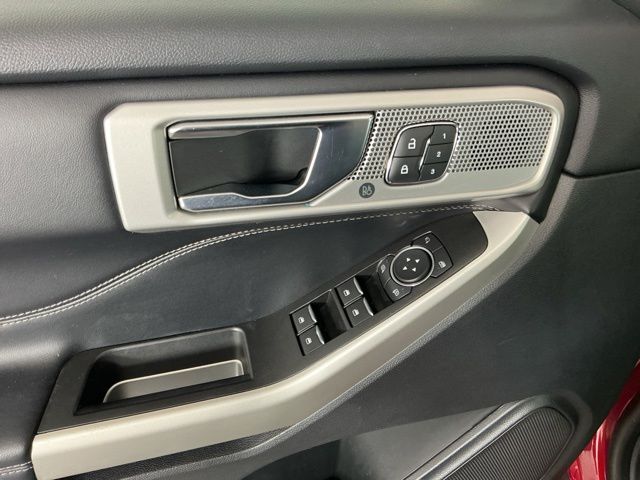 Used 2022 Red Ford Limited image 16