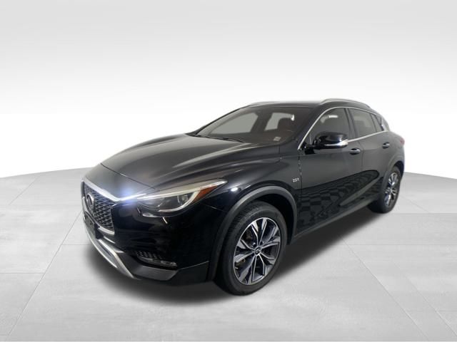 2018 INFINITI QX30 Premium 3