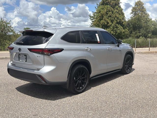 Used 2025 Toyota Highlander Hybrid SUV