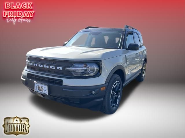 2024 Ford Bronco Sport Outer Banks 3