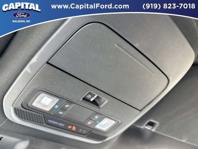 Used 2023 Black Ford XLT image 31
