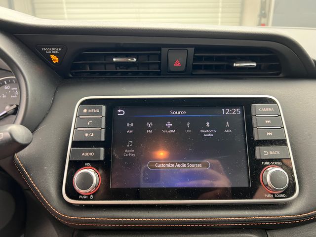 2020 Monarch Orange/Super Black Nissan Kicks SR FWD SUV