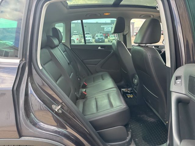 2016 Gray Volkswagen Tiguan SE AWD SUV