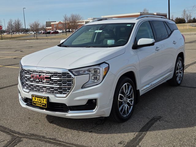 2024 GMC Terrain AWD Denali