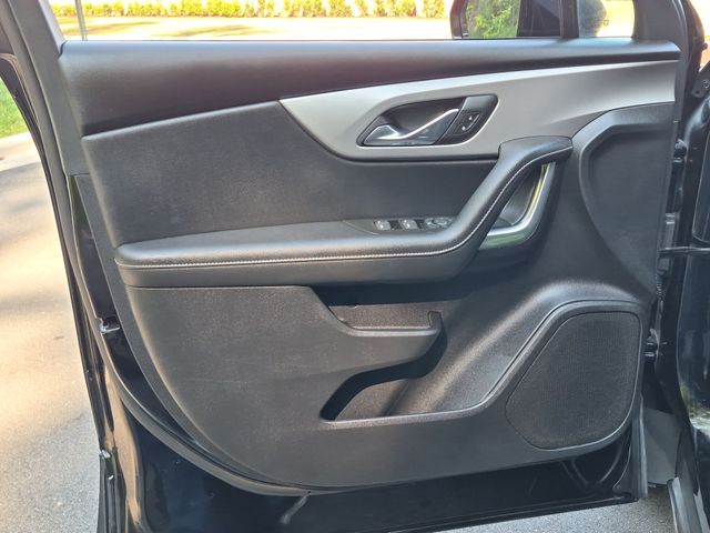Used 2025 Black Chevrolet LT image 30