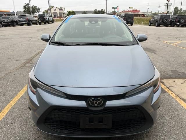 Used 2020 Toyota Corolla LE with VIN JTDEPRAE9LJ105277 for sale in Kansas City