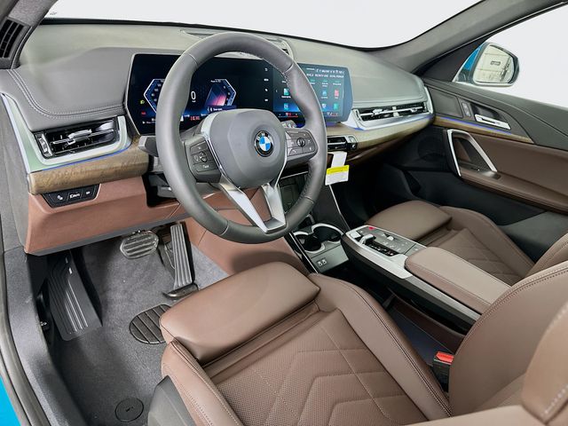 2025 BMW X1 xDrive28i 9