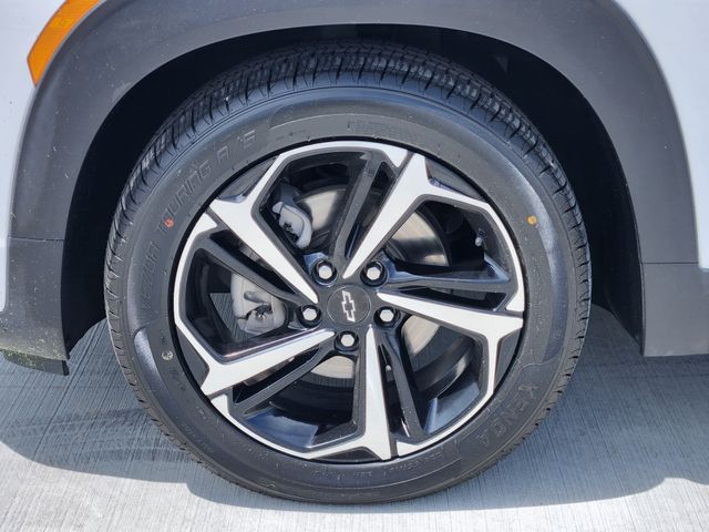 2021 Iridescent Pearl Tricoat Chevrolet TrailBlazer RS FWD SUV