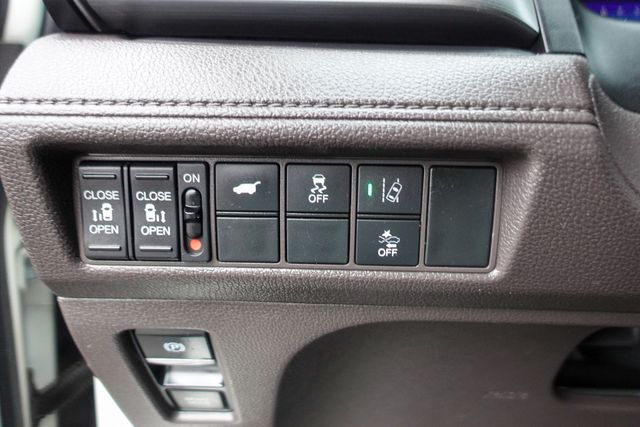 used 2018 Honda Odyssey car, priced at $20,000