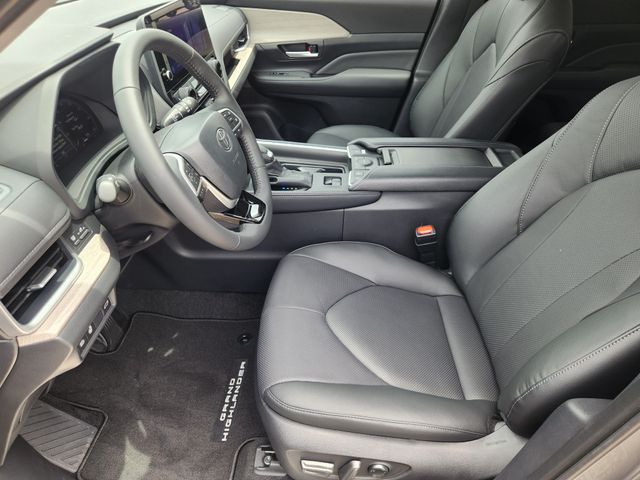 2026 Toyota Grand Highlander Limited  at Toyota of Victoria