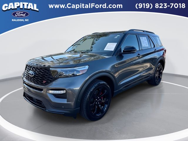 2020 Ford Explorer ST's photo