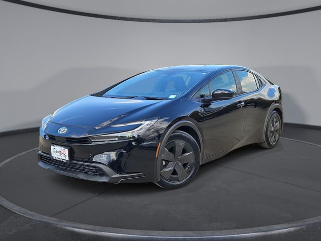  2025 Toyota Prius LE FWD   