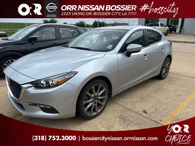 Sonic Silver Metallic 2018 Mazda MAZDA3 Hatchback Front-Wheel Drive 6-Speed Automatic