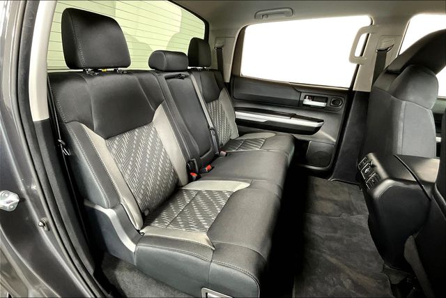 2021 Toyota Tundra SR5 photo