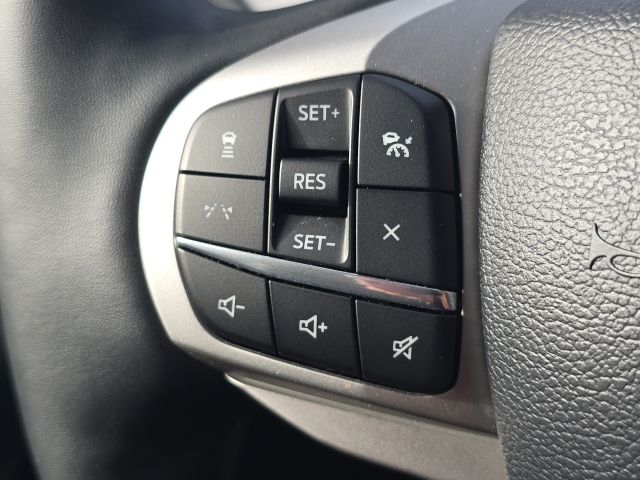 2025 Ford Explorer Active:B02481