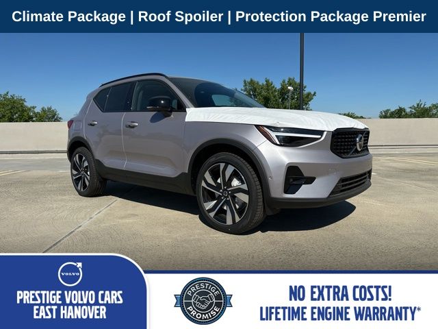 Aurora Silver 2026 Volvo XC40 B5 Ultra AWD SUV / Crossover All-Wheel Drive Automatic