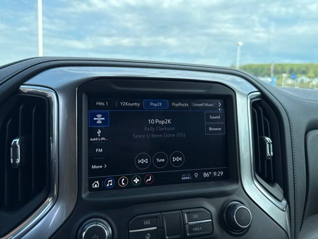 2019 Black Chevrolet Silverado 1500 LT Trail Boss 4X4 Truck