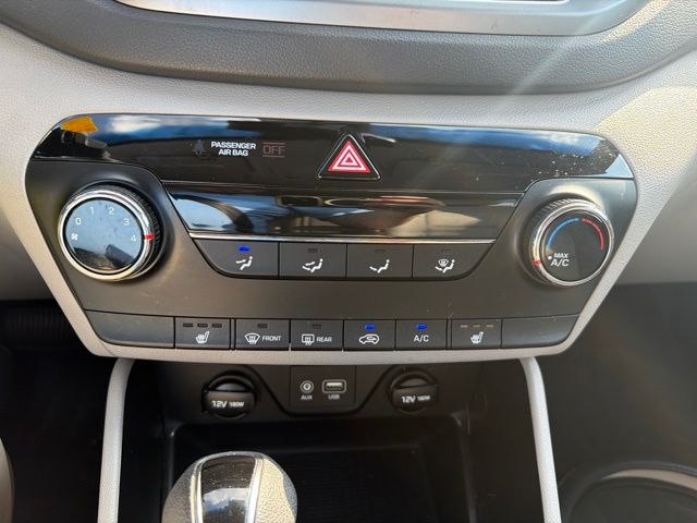 Used 2018 Silver Hyundai SEL image 14