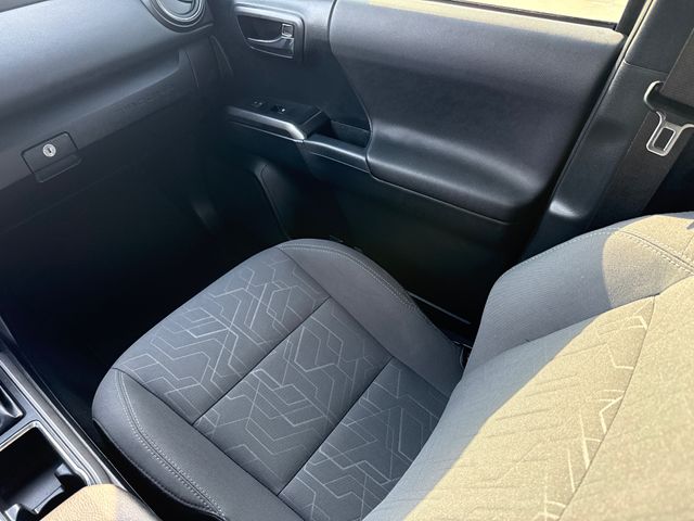 Used 2018 Toyota Tacoma Truck
