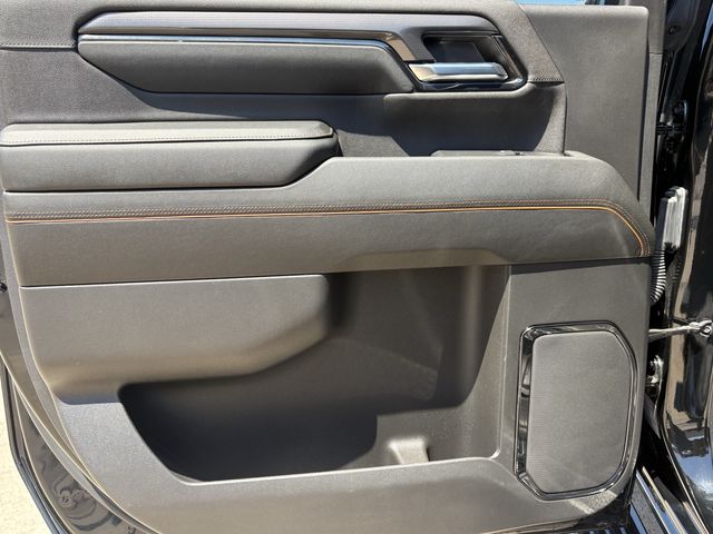 2024 GMC Sierra 2500HD AT4 Black at Royal Nissan
