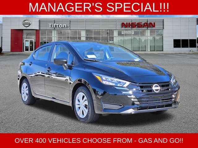 Super Black 2025 Nissan Versa S FWD Sedan Front-Wheel Drive Continuously Variable Transmission