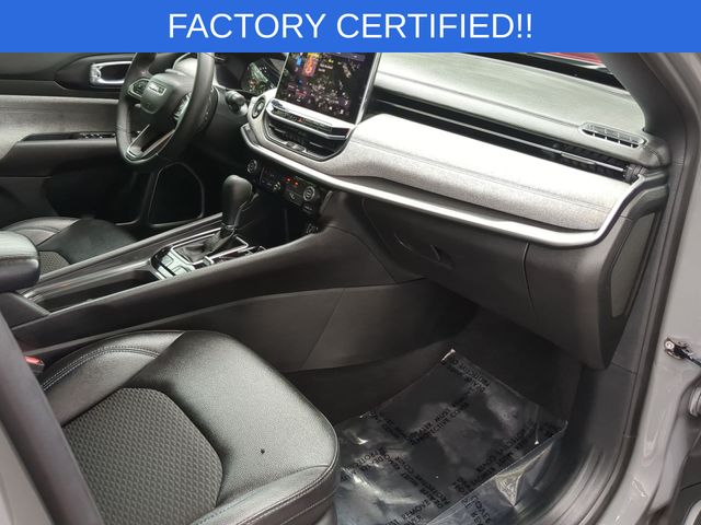 Used 2024 Gray Jeep Latitude image 36