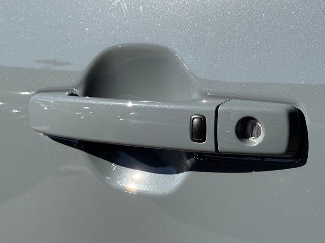 New 2026 Nissan Frontier Truck