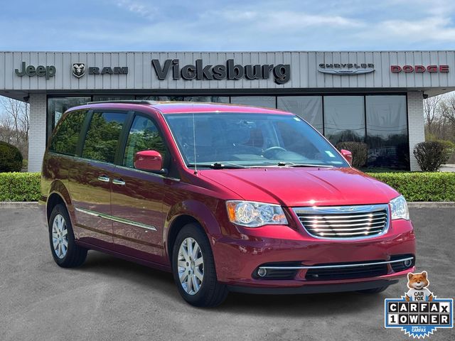 Deep Cherry Red Crystal 2016 Chrysler Town & Country Touring FWD Minivan Front-Wheel Drive 6-Speed Automatic