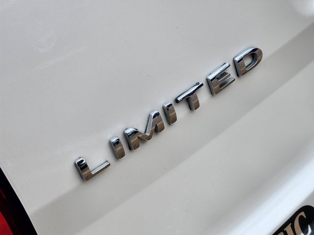 2013 Ford Explorer Limited White at Emmons Autoplex