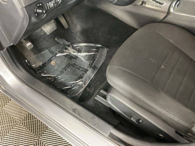 Used 2014 Silver Dodge R/T image 15