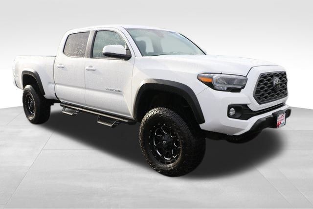 2021 Toyota Tacoma TRD Off-Road 18