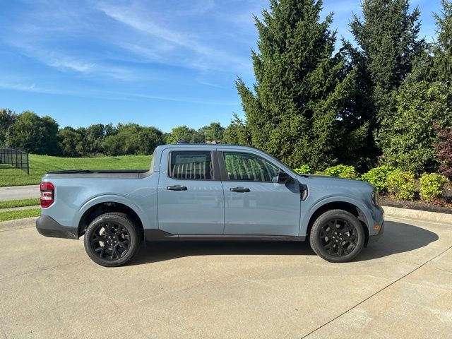 New 2026 Gray Ford XLT image 3