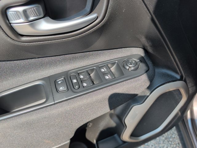 Used 2016 Jeep Renegade SUV