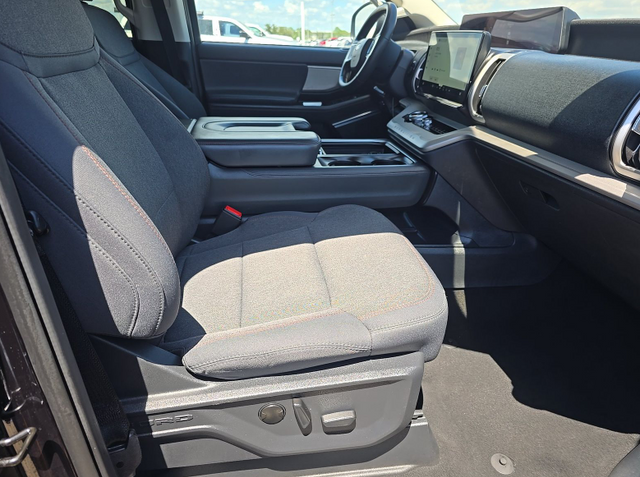 Used 2025 Ford Expedition SUV