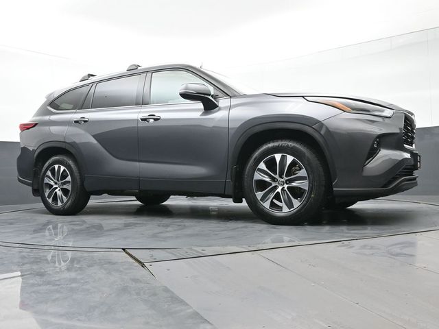 2021 Toyota Highlander XLE 41